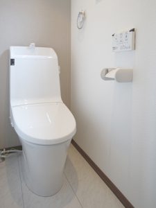 【秋田市新築コラムVol.436】水洗トイレはタンク式が良いのか、それともタンクレス式が良いのか。②